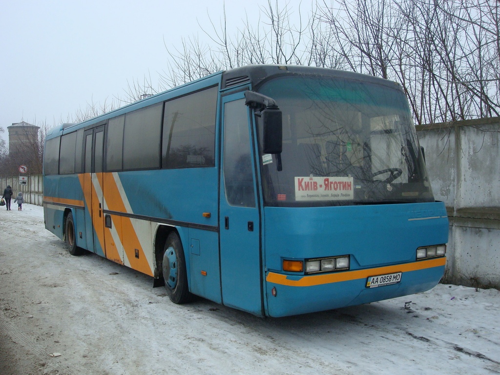 Киев, Neoplan N316Ü Transliner № AA 0858 MO