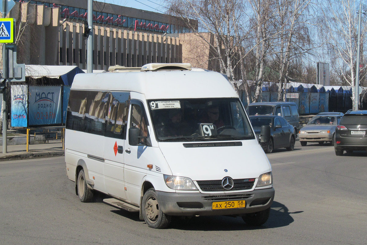 Пензенская область, Самотлор-НН-323770 (MB Sprinter 411CDI) № АХ 250 58