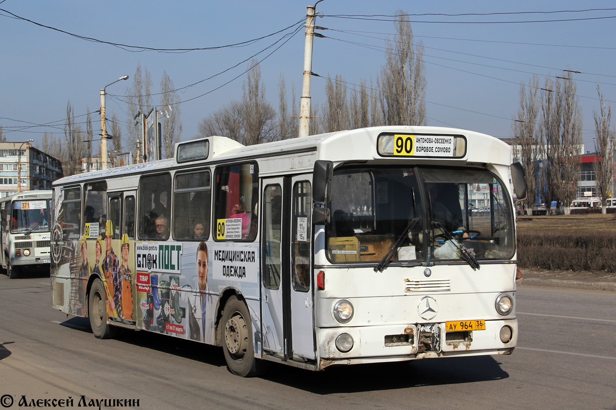 Воронежская область, Mercedes-Benz O305 № АУ 964 36