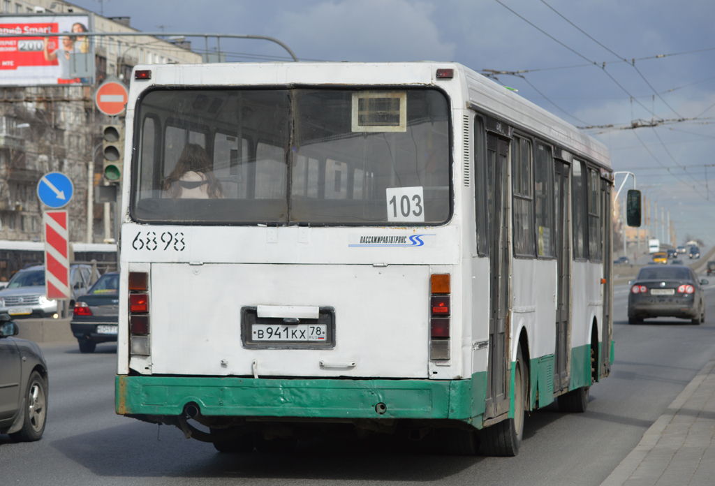 Санкт-Пецярбург, ЛиАЗ-5256.00 № 6898