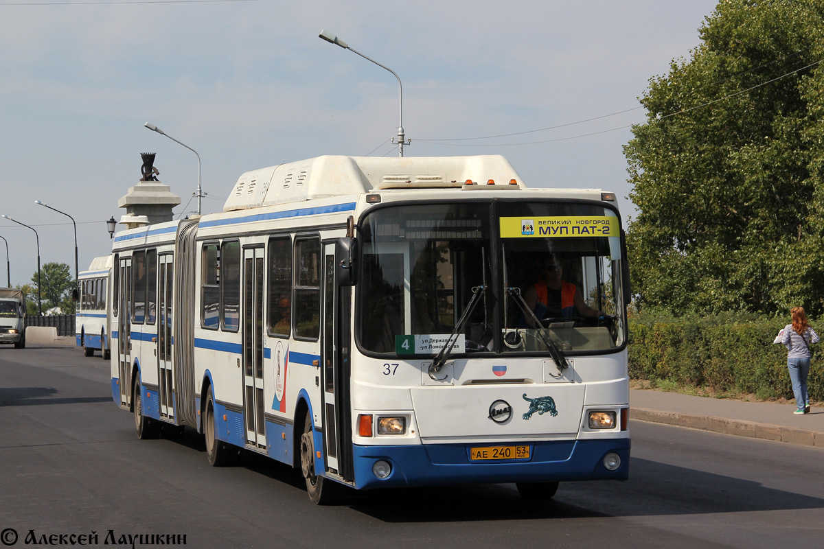 Новгородская область, ЛиАЗ-6212.70 № 37