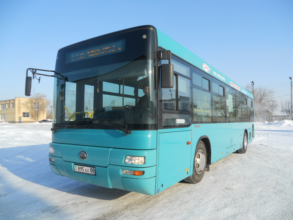 Карагандинская область, Yutong ZK6118HGA № 895 AA 09