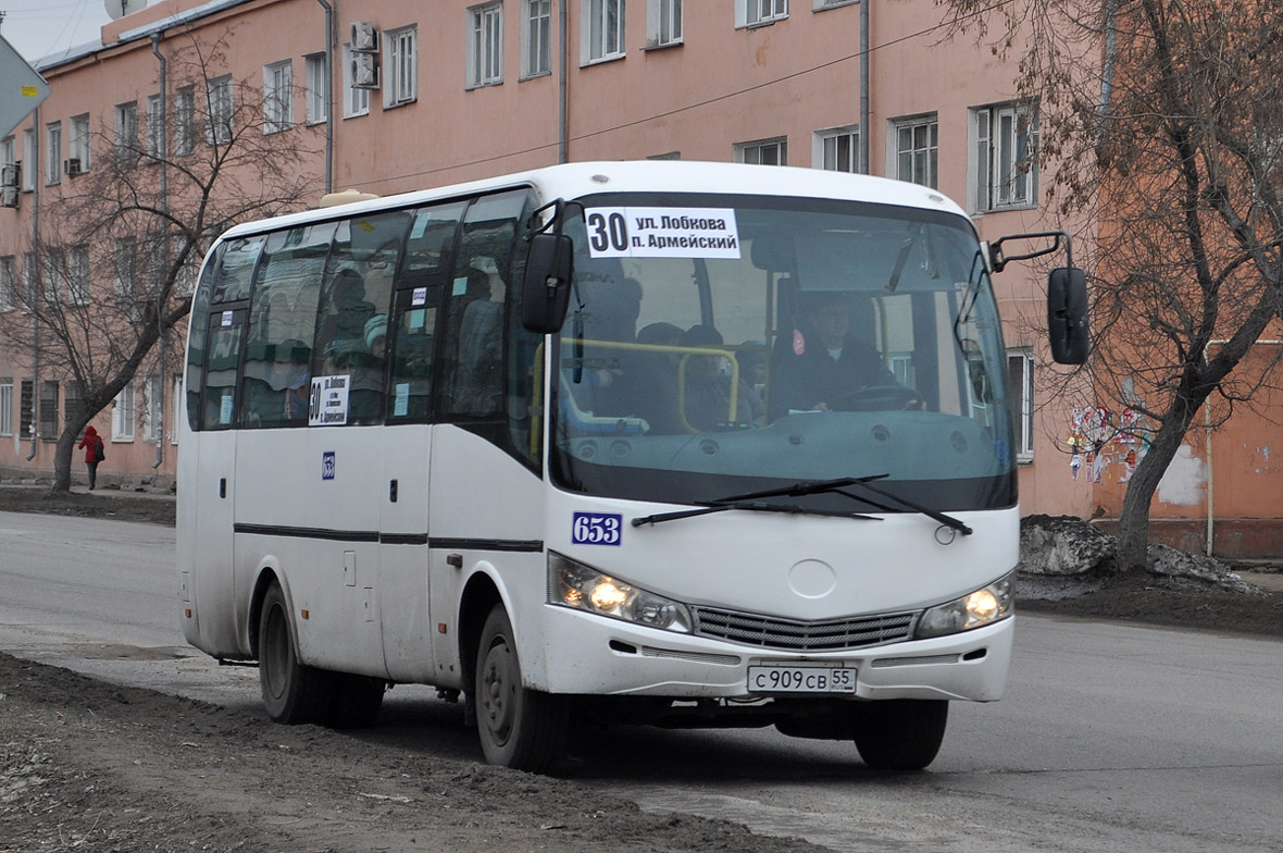 Омская область, Yutong ZK6737D № 653