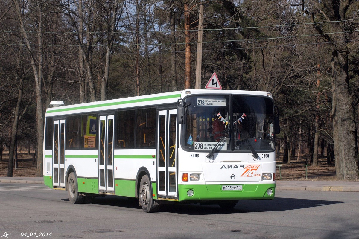 Szentpétervár, LiAZ-5293.60 sz.: 3808