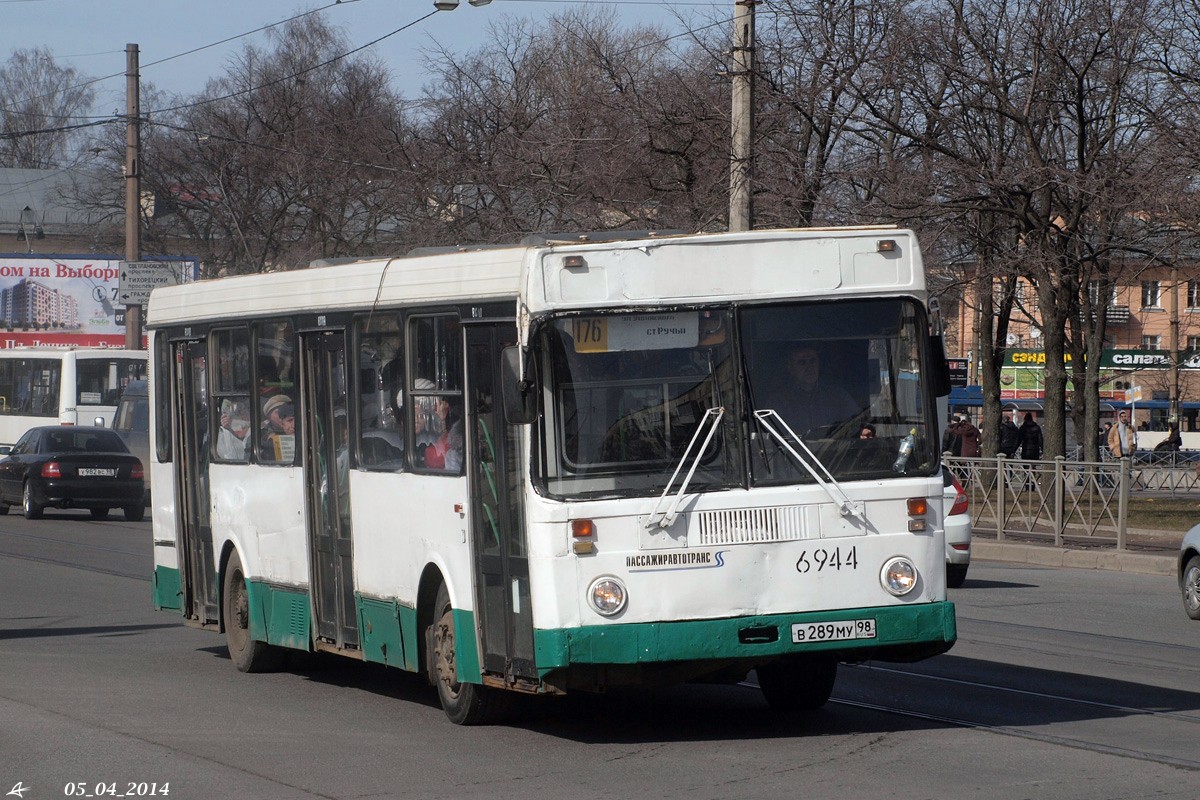 Санкт-Петербург, ЛиАЗ-5256.25 № 6944