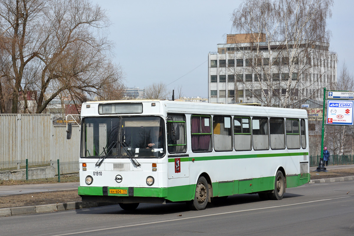 Москва, ЛиАЗ-5256.25 № 01910