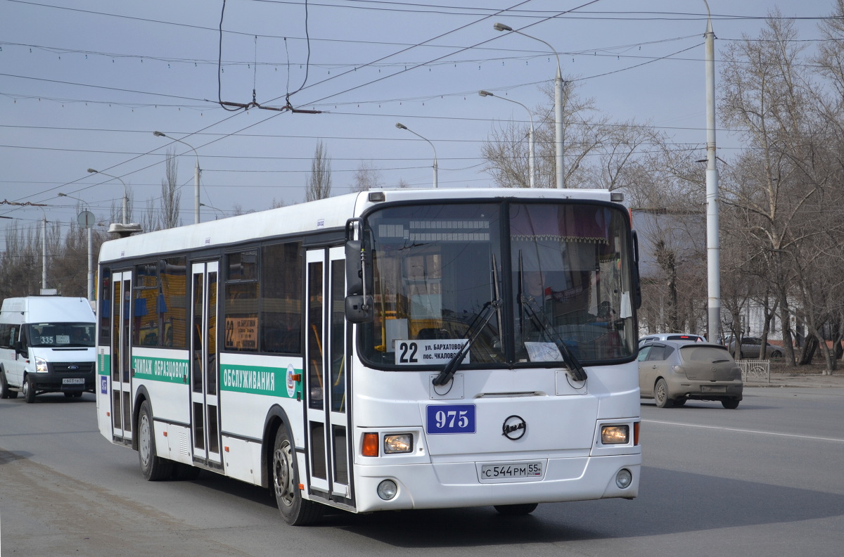 Omsk region, LiAZ-5256.53 # 975