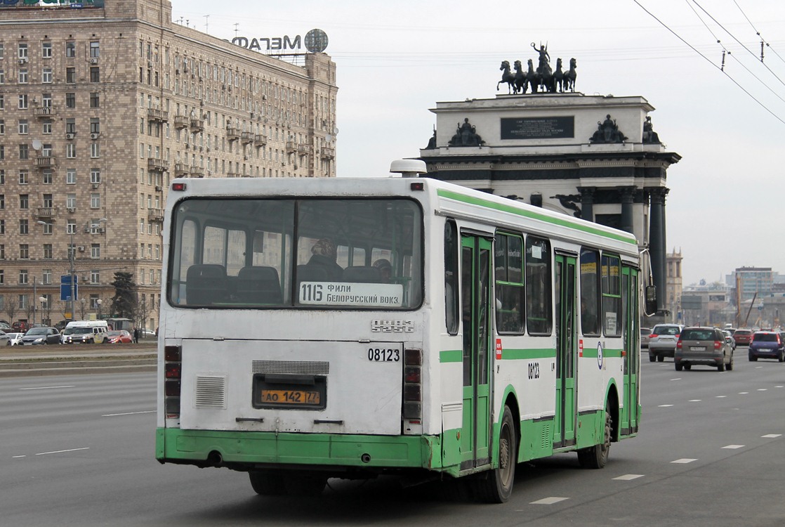 Москва, ЛиАЗ-5256.25 № 08123