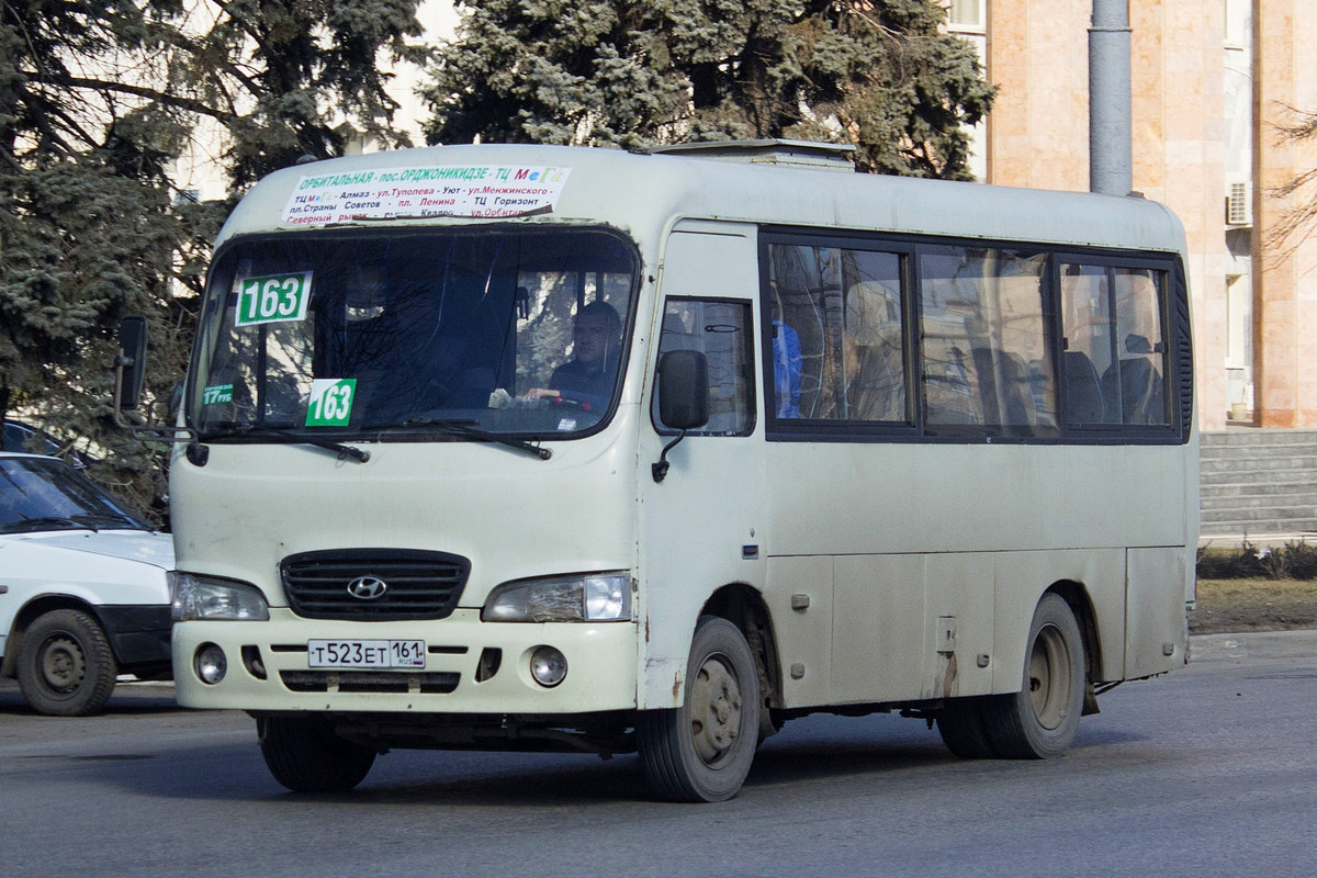 Ростовская область, Hyundai County SWB C08 (РЗГА) № Т 523 ЕТ 161