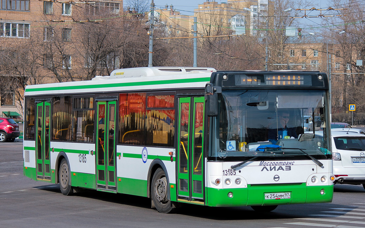 Moskau, LiAZ-5292.22 (2-2-2) Nr. 13185