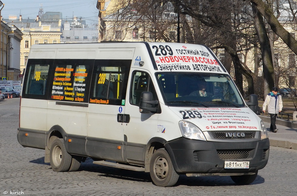 Санкт-Петербург, Нижегородец-2227UT (IVECO Daily) № В 811 НХ 178