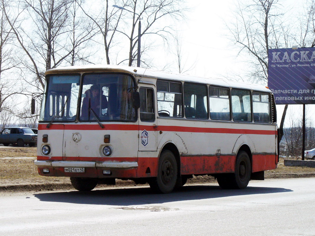 Кировская область, ЛАЗ-695Н № М 021 ЕТ 43