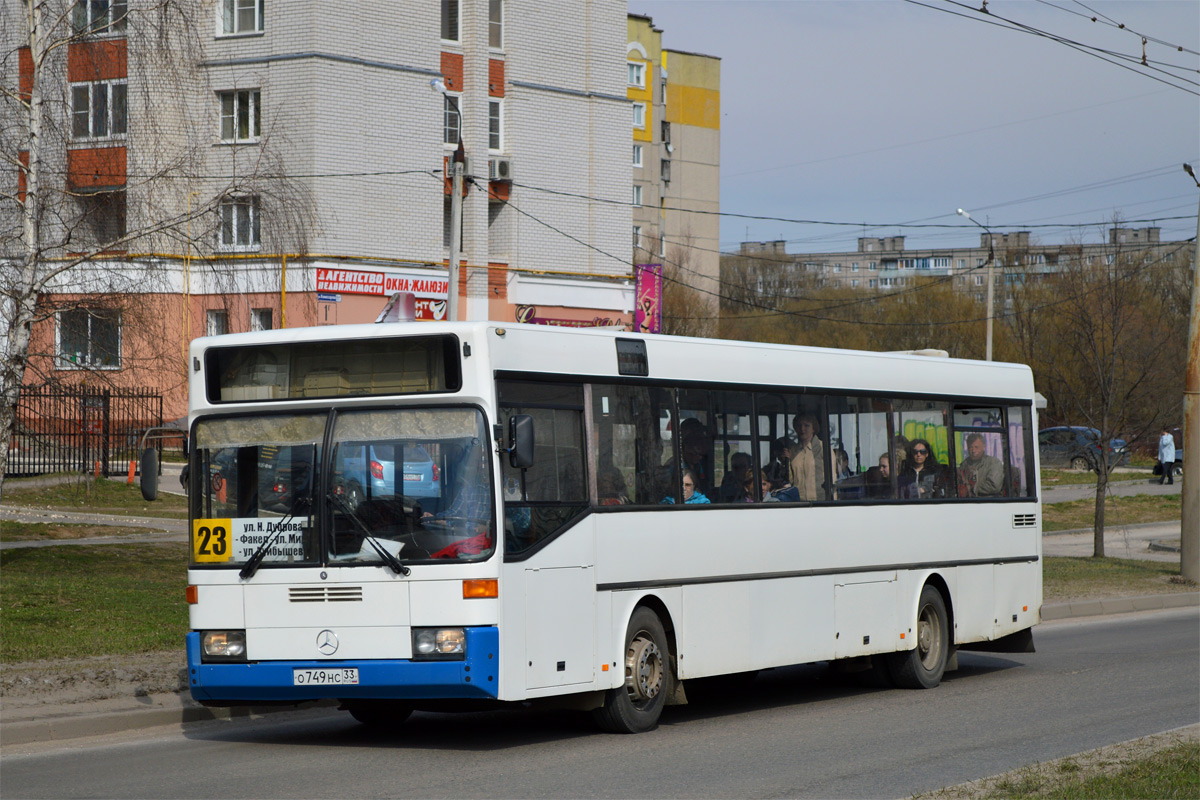 Vladimir region, Mercedes-Benz O405 č. О 749 НС 33