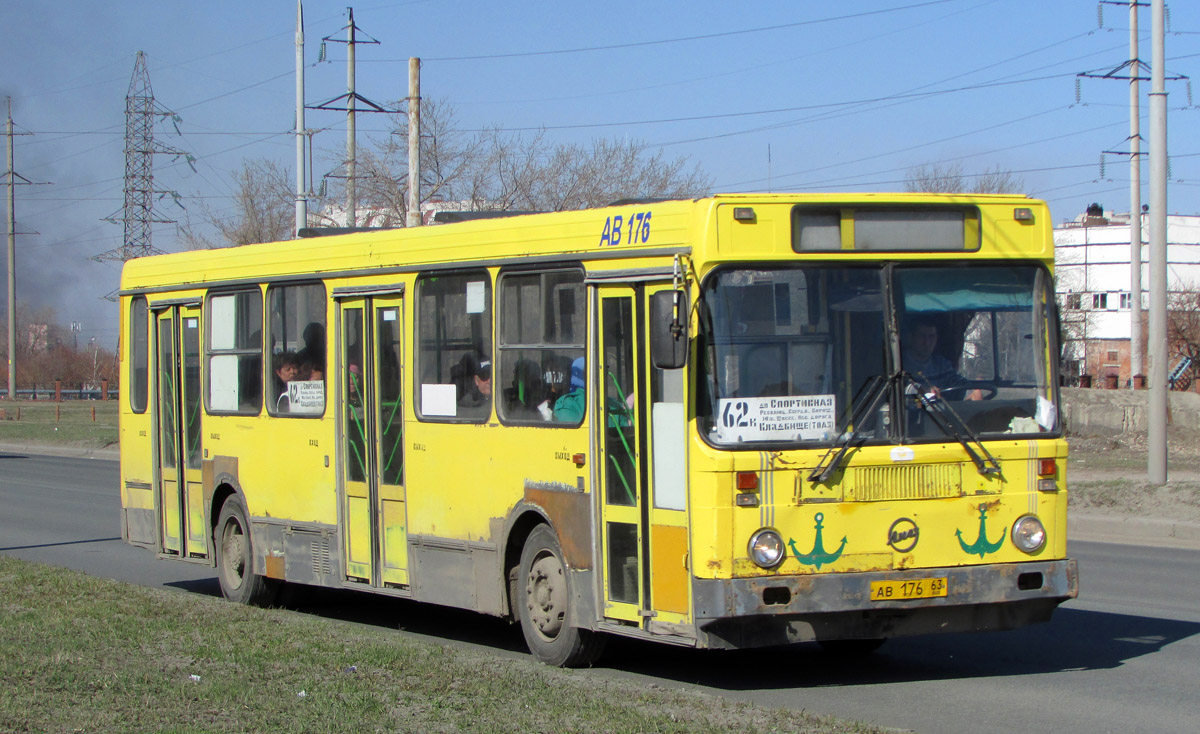 Самарская область, ЛиАЗ-5256.25 № АВ 176 63