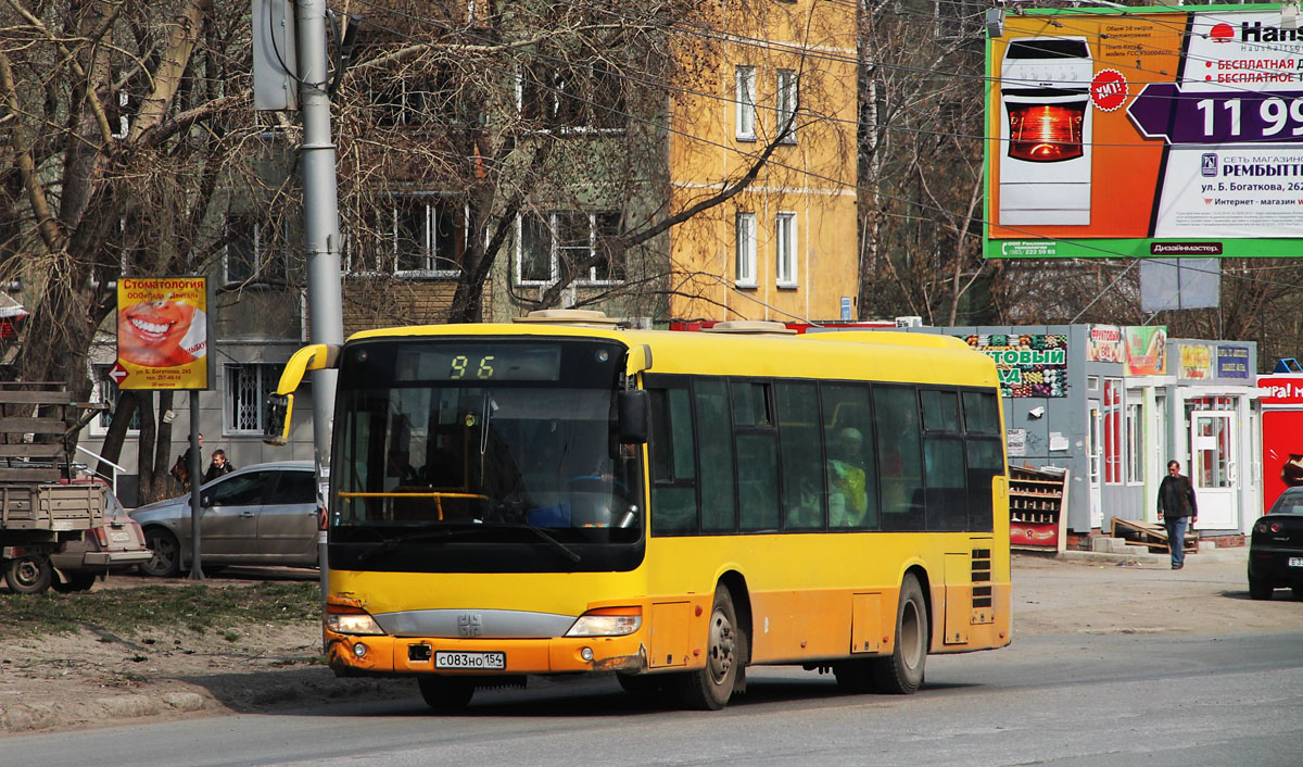 Новосибирская область, Zhong Tong LCK6103G-2 № С 083 НО 154