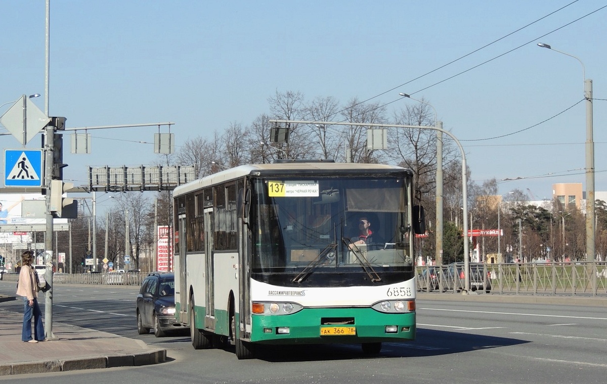 Санкт-Петербург, Волжанин-5270-10-05 № 6858