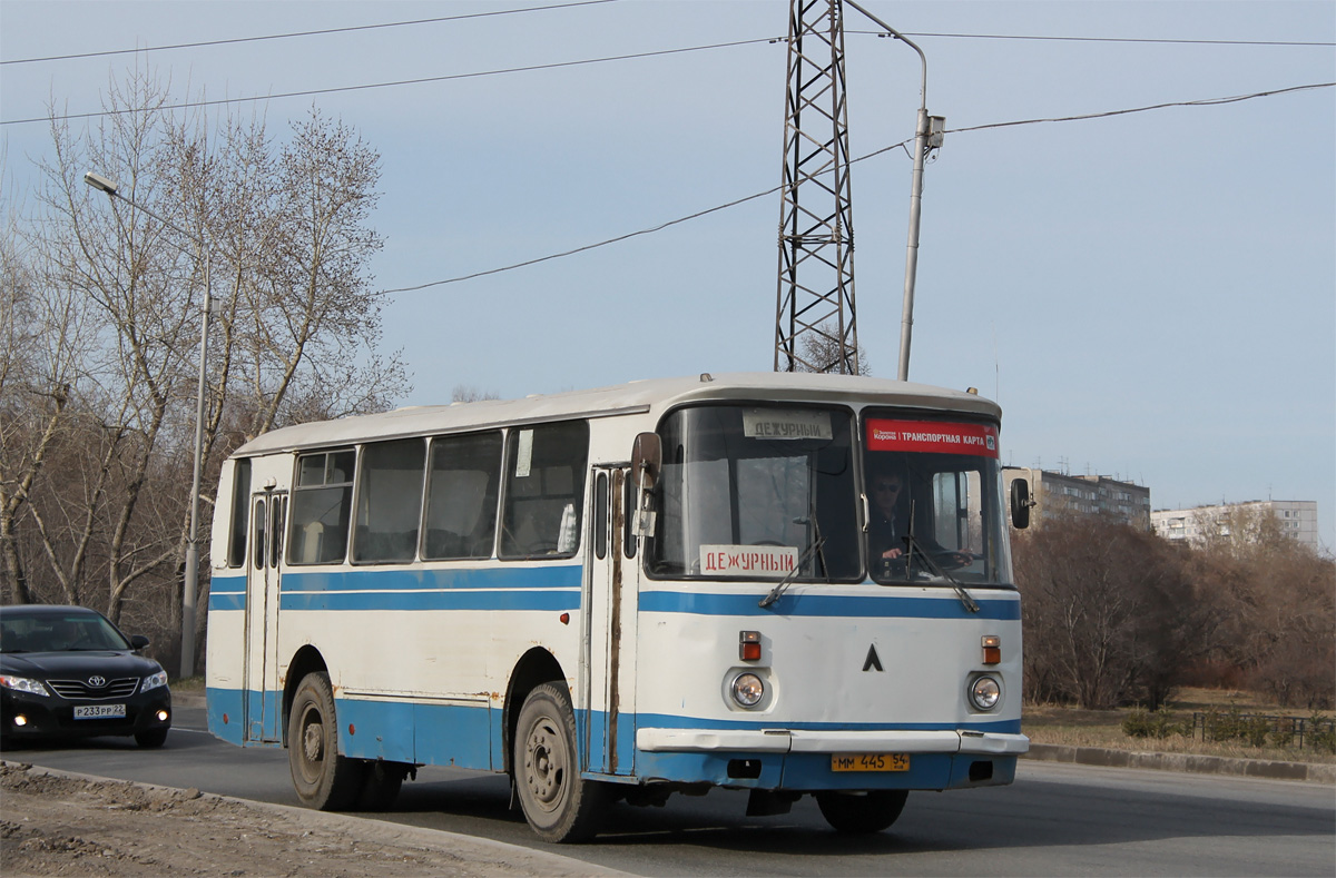 Новосибирская область, ЛАЗ-695Н № 10180