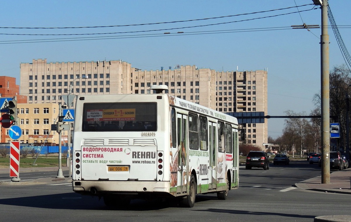 Санкт-Петербург, ЛиАЗ-5256.25 № n118