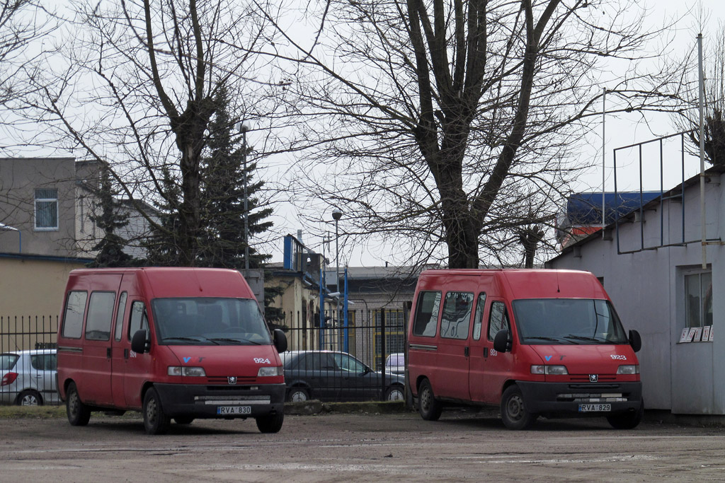 Литва, Peugeot Boxer № 924; Литва, Peugeot Boxer № 923