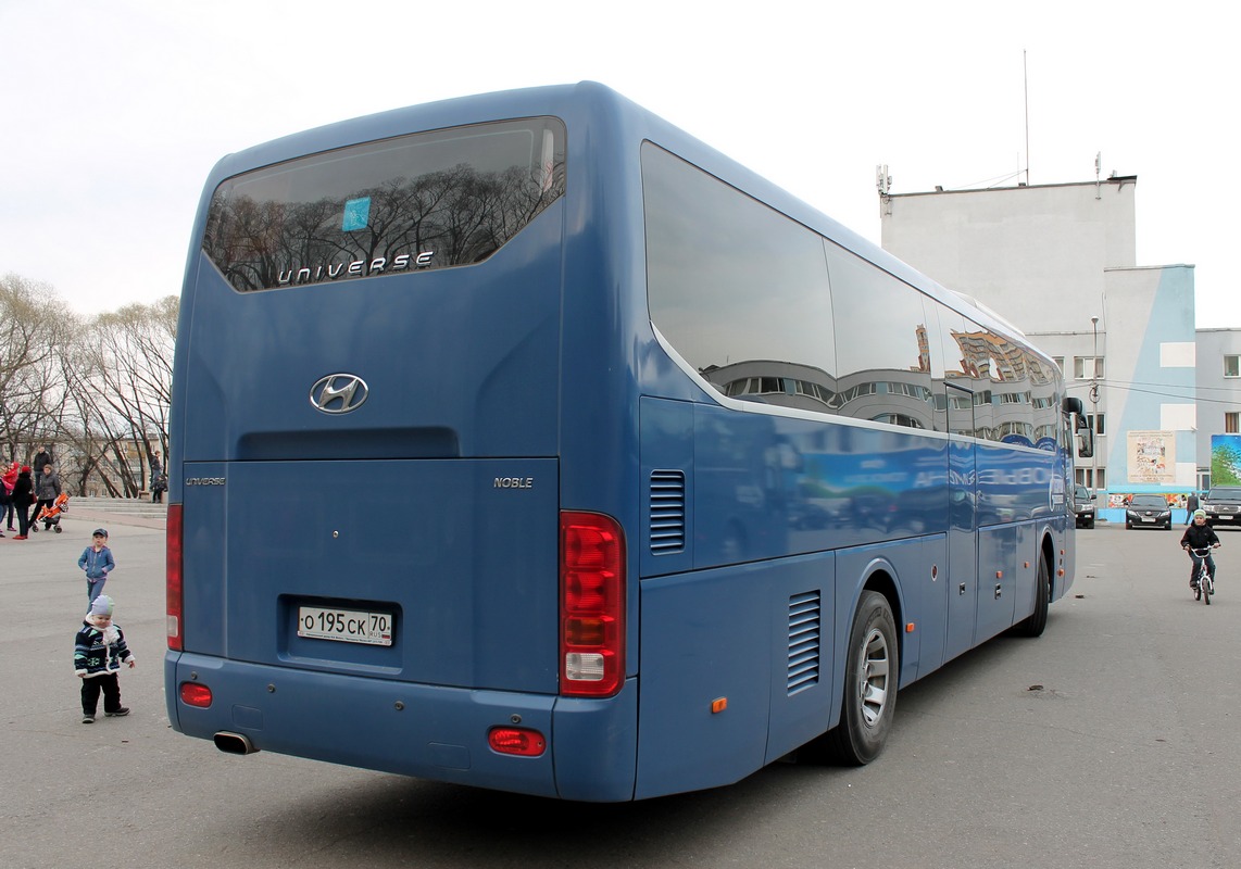 Томская область, Hyundai Universe Xpress Noble № О 195 СК 70