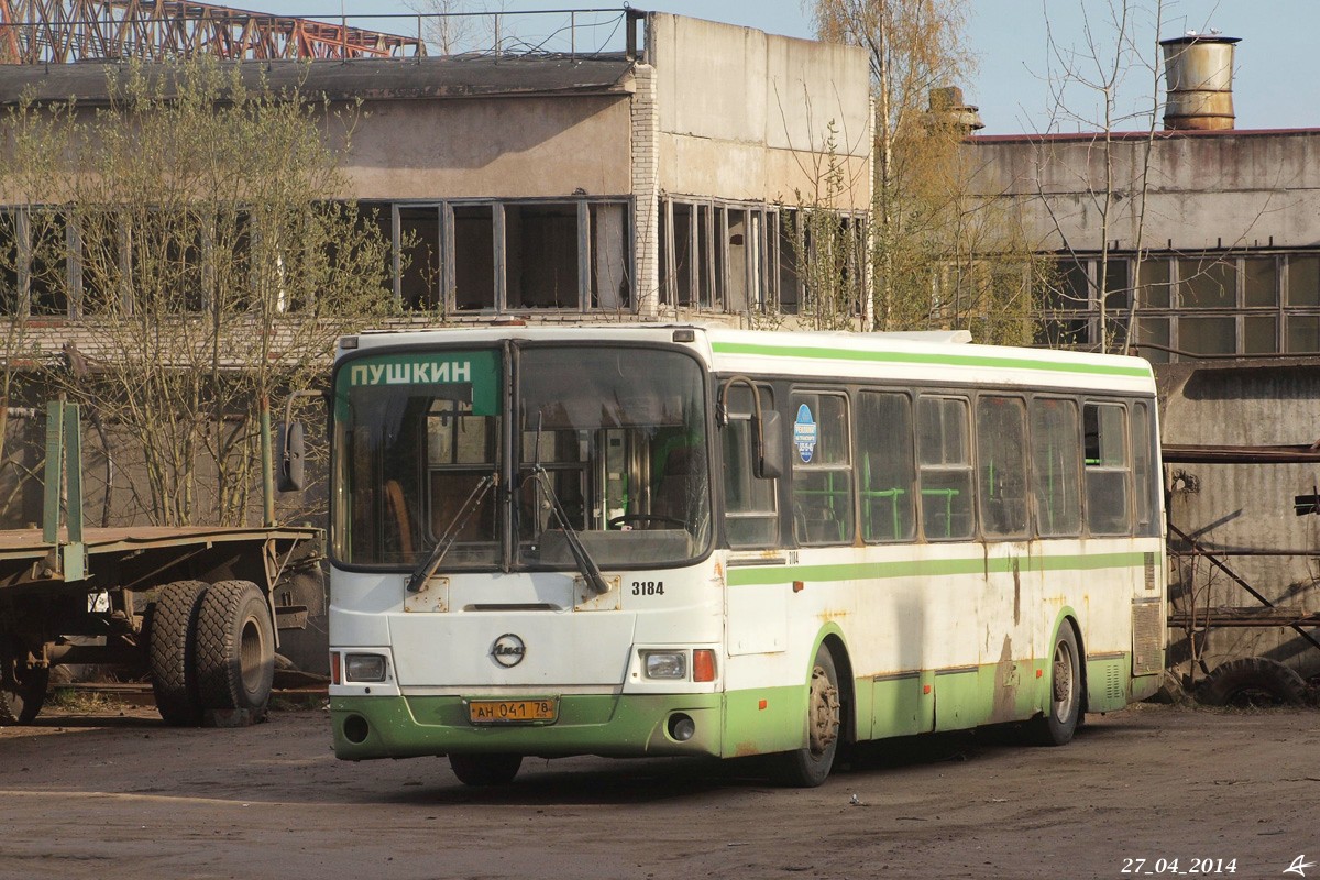 Ленинградская область, ЛиАЗ-5256.26 № 3184