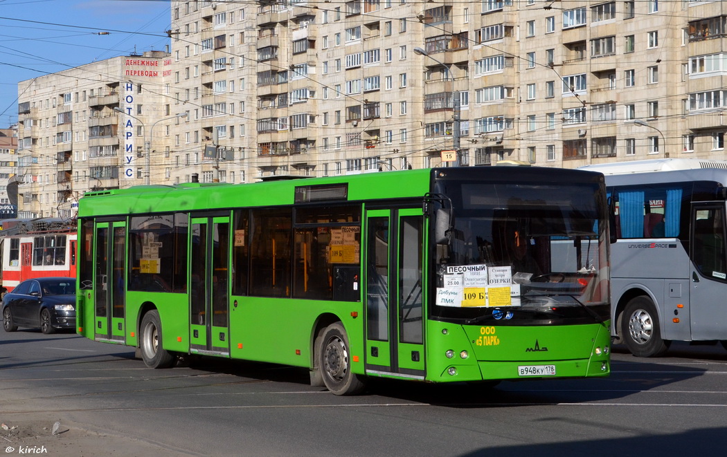 Санкт-Петербург, МАЗ-203.076 № В 948 КУ 178