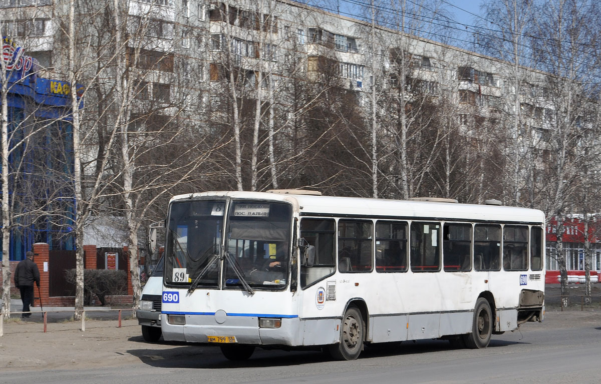 Омская область, Mercedes-Benz O345 № 690