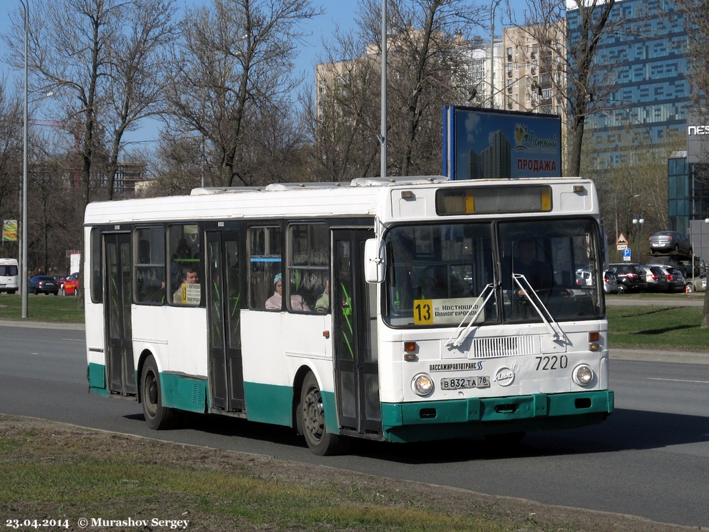 Санкт-Петербург, ЛиАЗ-5256.25 № 7220