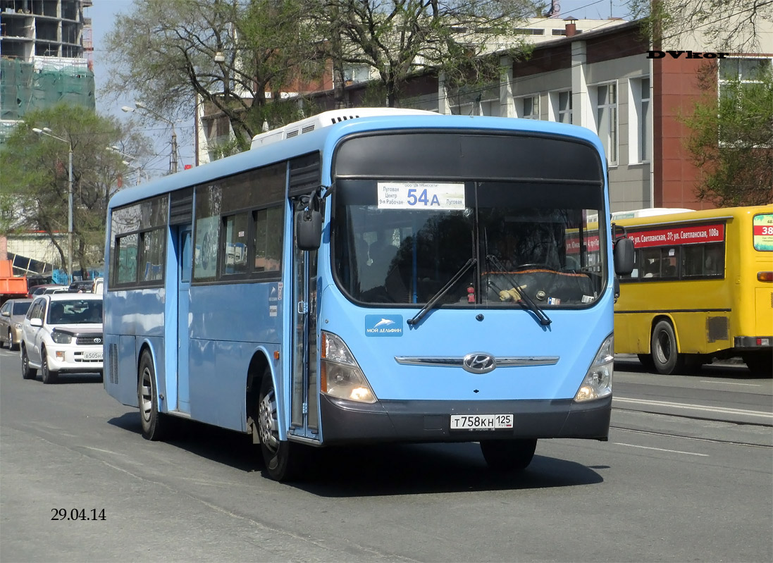 Приморский край, Hyundai New Super AeroCity 1F/L № Т 758 КН 125