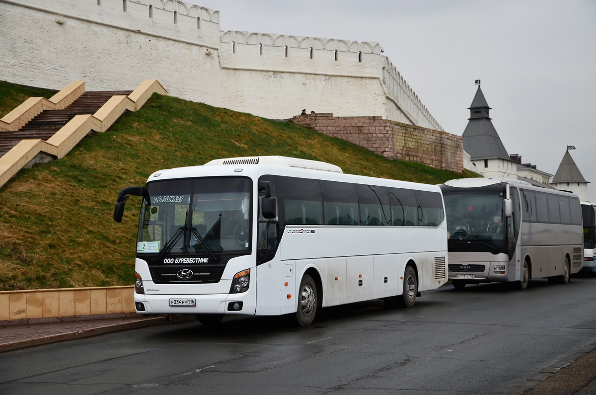 Татарстан, Hyundai Universe Space Luxury № Р 034 РР 116