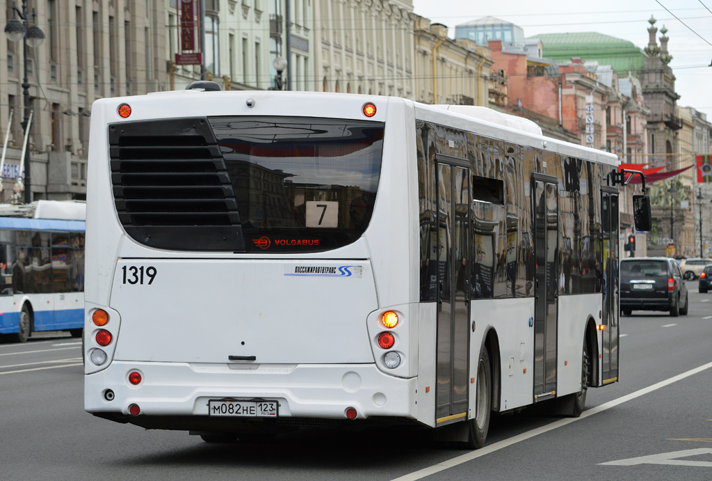 Sankt Petersburg, Volgabus-5270.05 Nr 1319