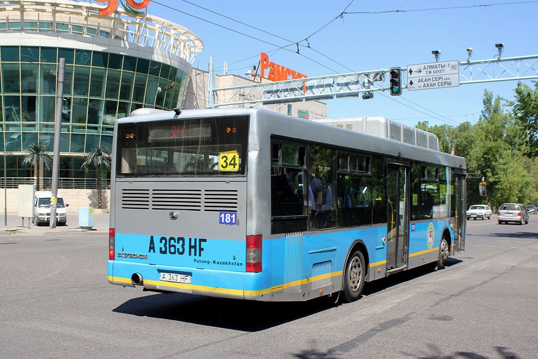 Алматы, Yutong ZK6120HGM № 181