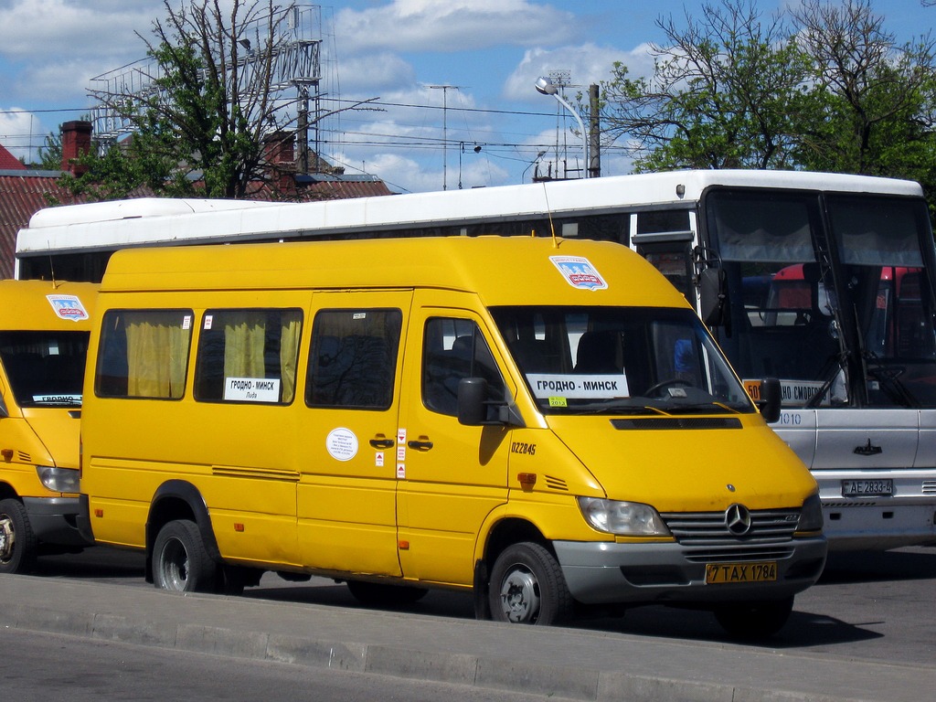 Μινσκ, Mercedes-Benz Sprinter W904 411CDI # 022845