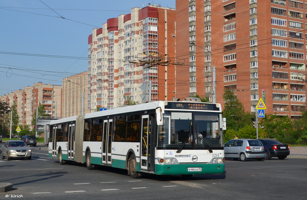 Sankt Peterburgas, LiAZ-6213.20 Nr. 2214