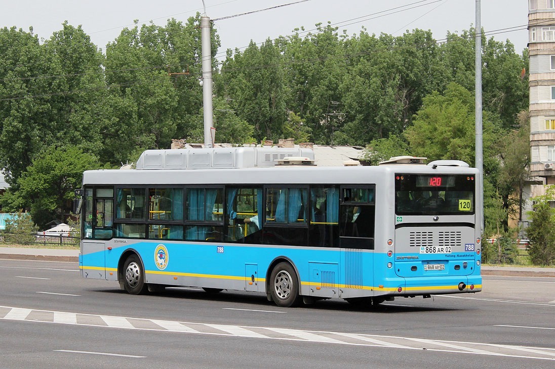 Almaty, Yutong ZK6118HGA sz.: 788