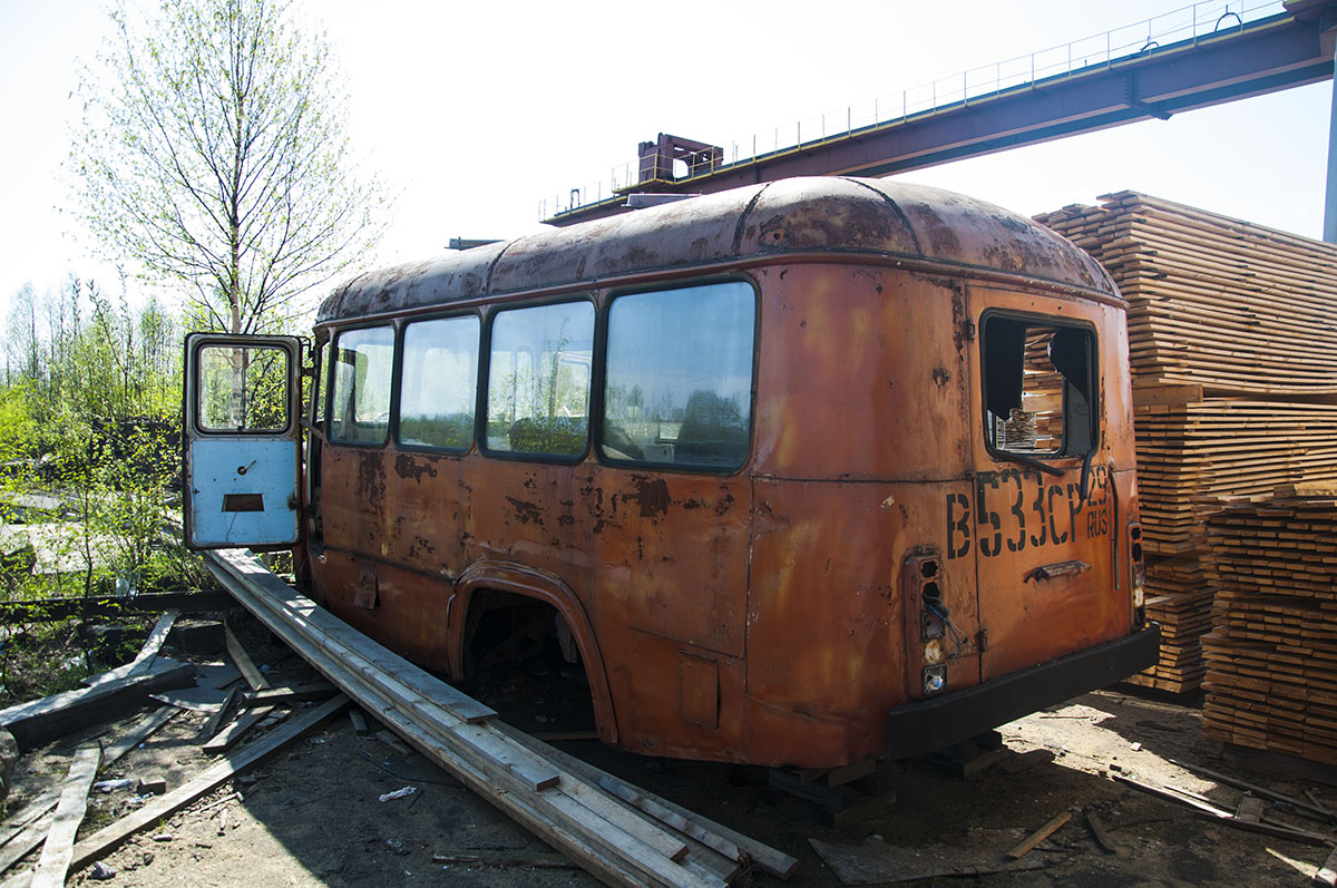 Архангельская область, КАвЗ-327001 № В 533 СР 29