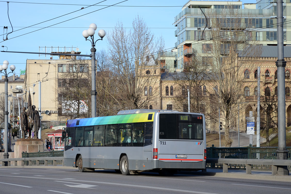 Литва, Volvo 7700 № 711