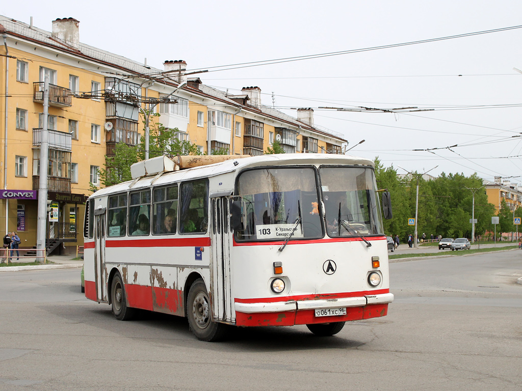 Sverdlovsk region, LAZ-695N č. О 061 ХС 96