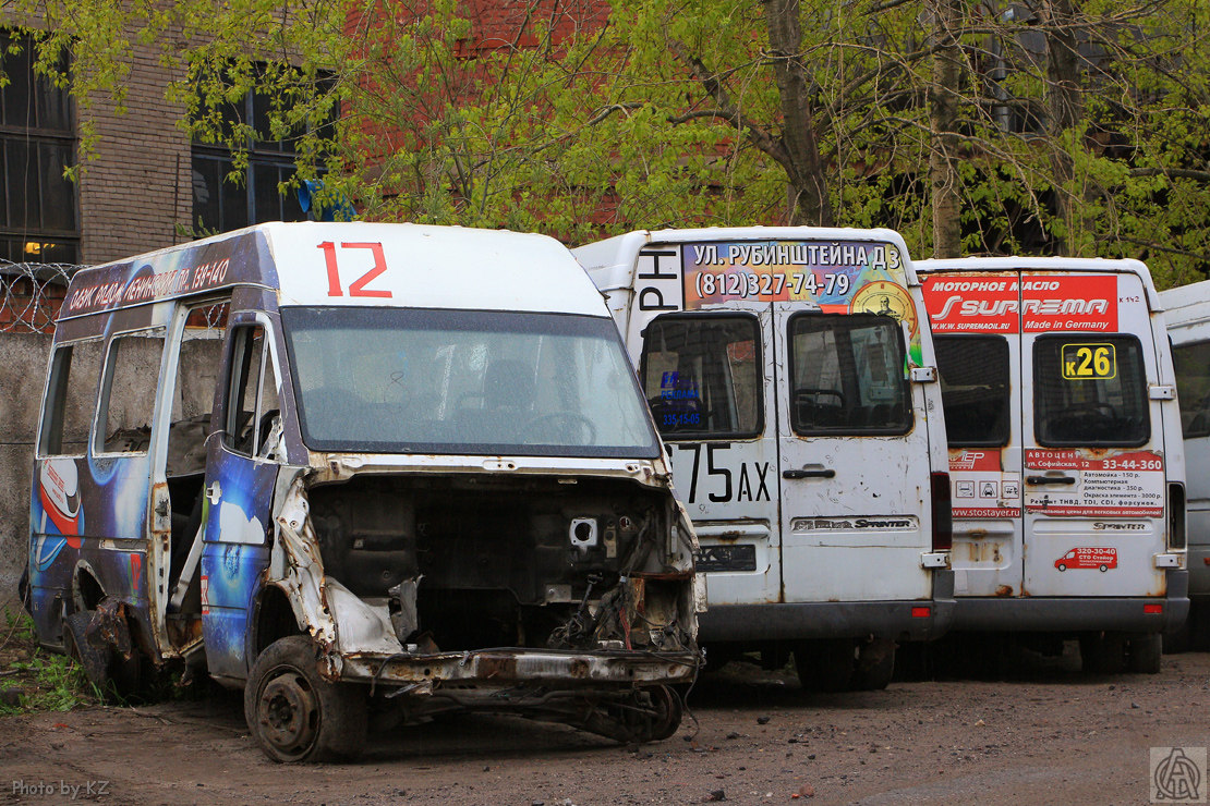 Санкт-Петербург, Mercedes-Benz Sprinter W904 408CDI № 13051; Санкт-Петербург, Mercedes-Benz Sprinter W904 408CDI № 13123; Санкт-Петербург, Mercedes-Benz Sprinter W904 408CDI № 13056; Санкт-Петербург — Автобусные парки и стоянки