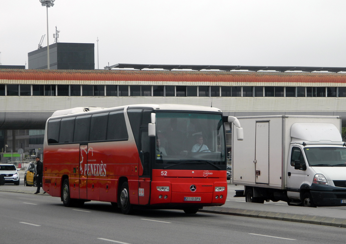 Hiszpania, Mercedes-Benz O350-15RHD Tourismo Nr 52