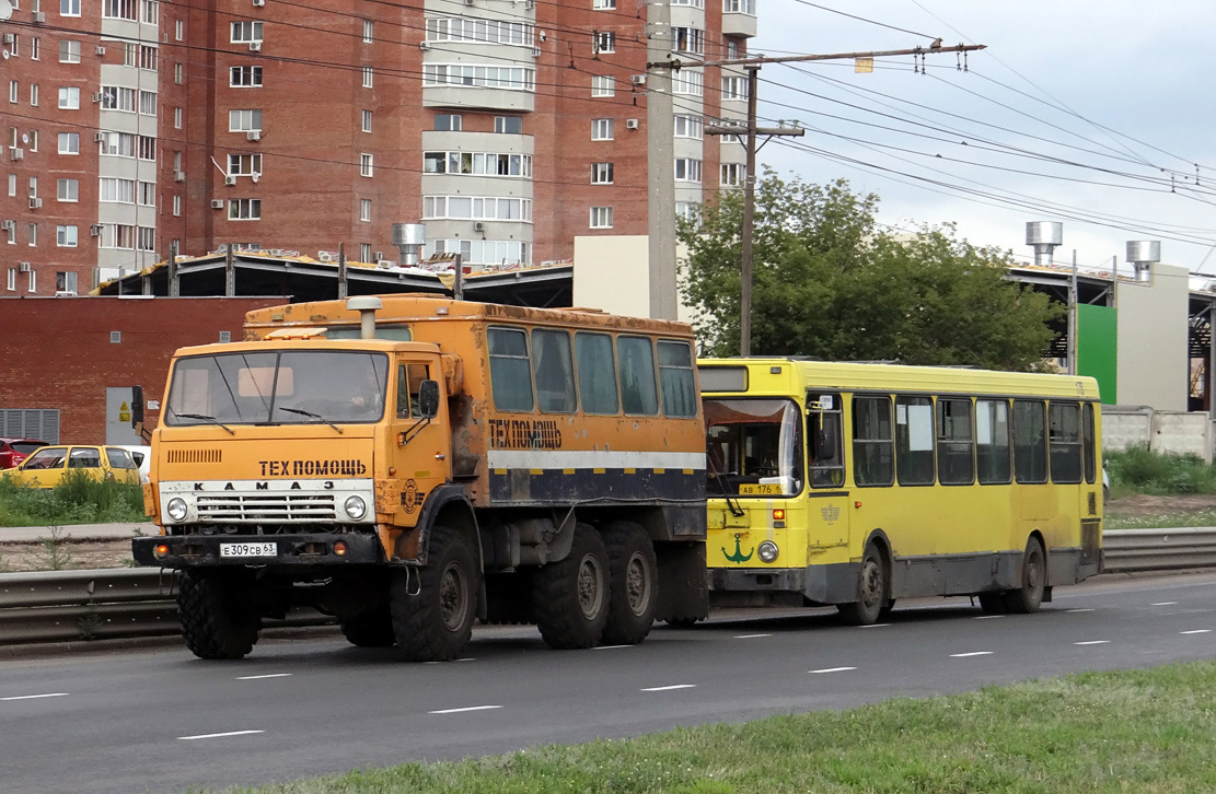 Самарская область, НефАЗ-4208 № Е 309 СВ 63