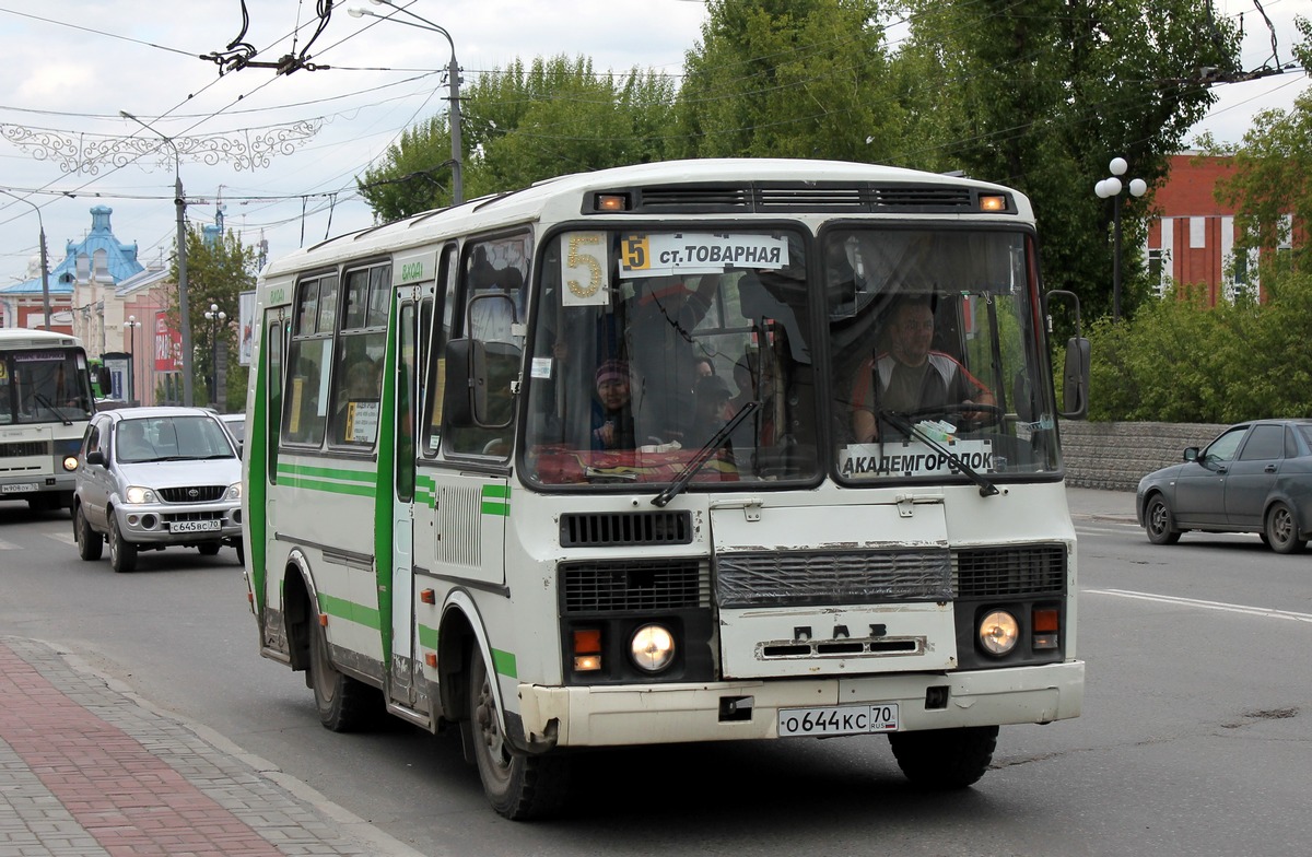 Томская область, ПАЗ-32051-110 № О 644 КС 70