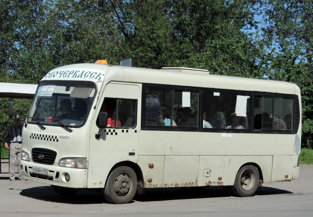 Ростовская область, Hyundai County SWB C08 (РЗГА) № Х 068 РО 161