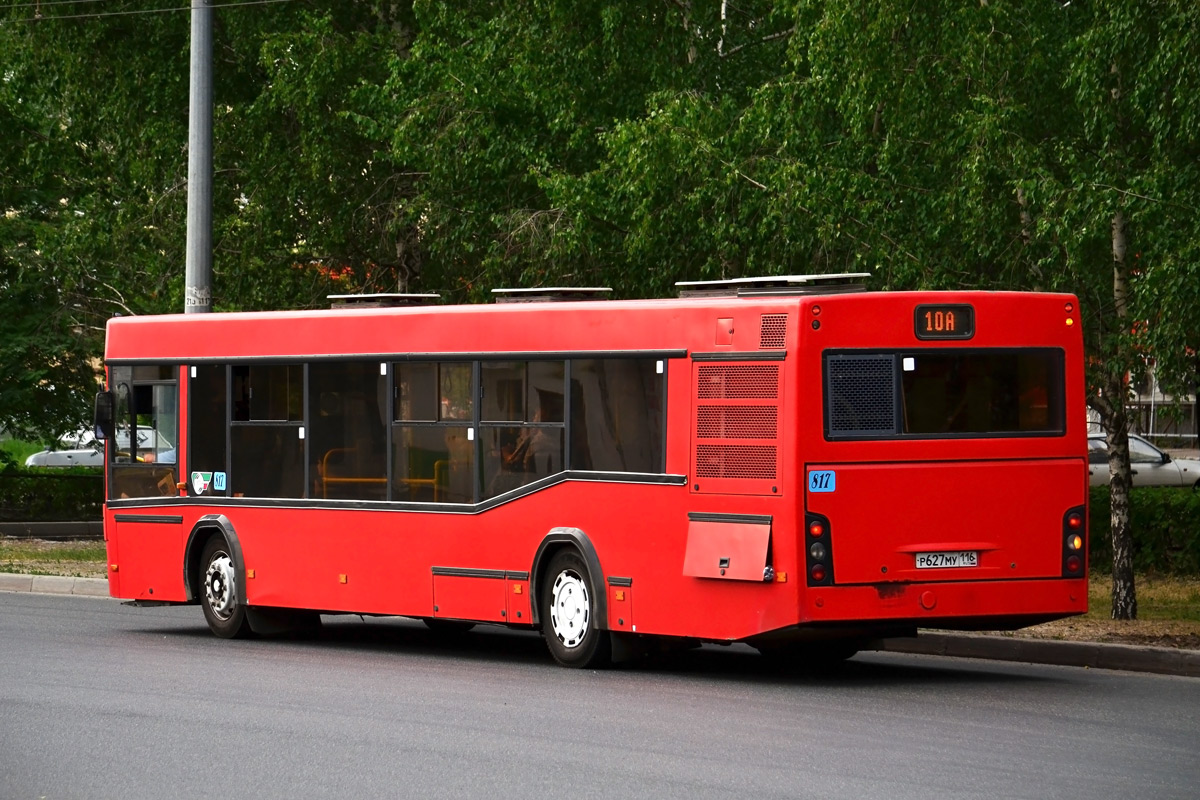 Красный автобус нижний