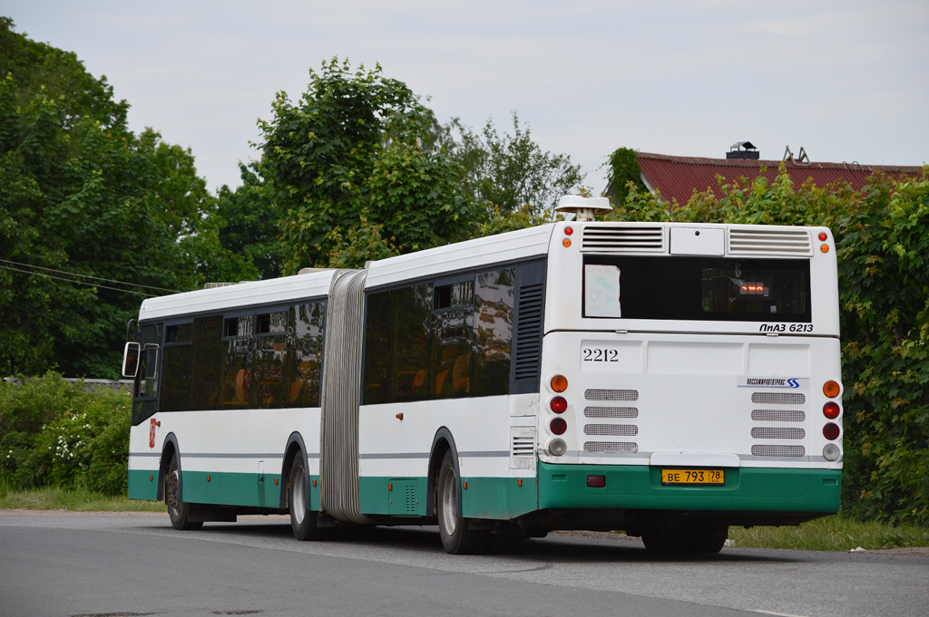 Sankt Petersburg, LiAZ-6213.20 Nr 2212