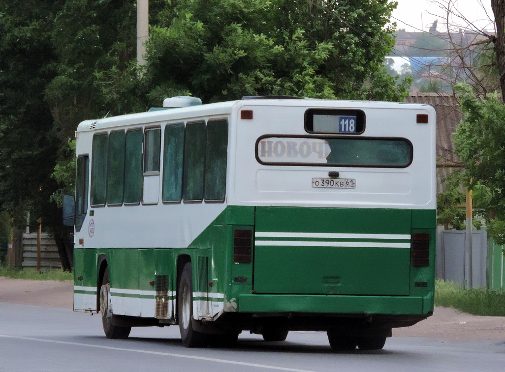 Ростовская область, Scania CN113CLB № О 390 КВ 61