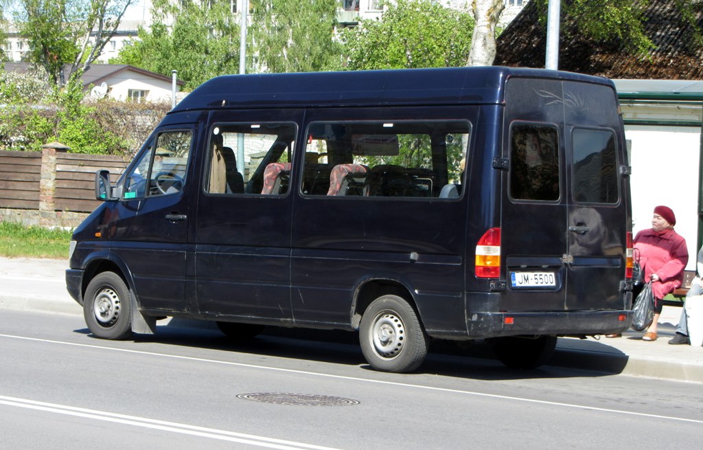 Латвия, Mercedes-Benz Sprinter W901/W902 208D № JM-5500