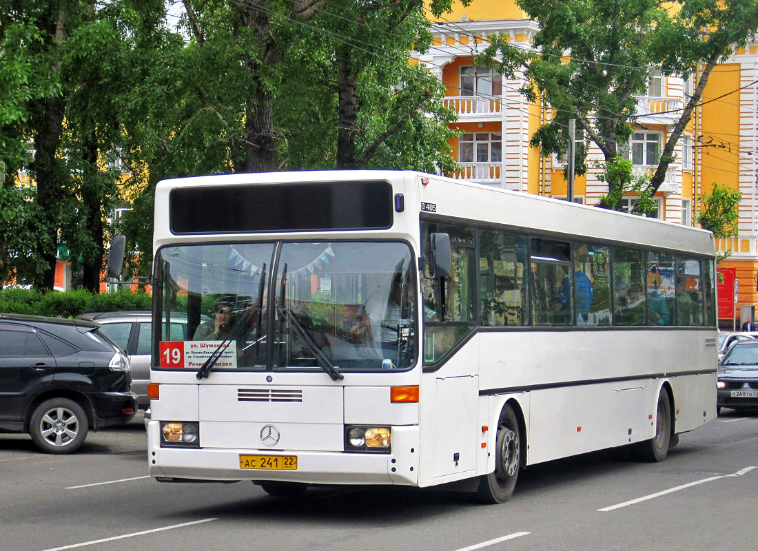 Алтайский край, Mercedes-Benz O405 (France) № АС 241 22