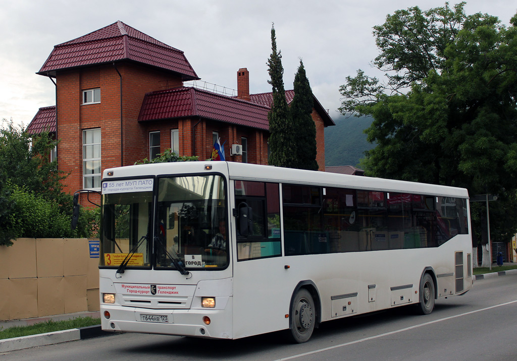 Krasnodar region, NefAZ-5299-10-32 # Т 644 НВ 123