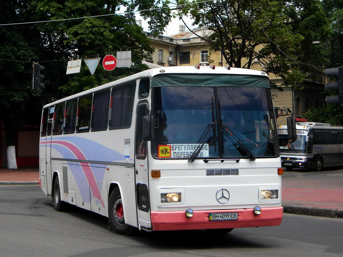 Odessa region, Otomarsan Mercedes-Benz O303 sz.: BH 4099 EB